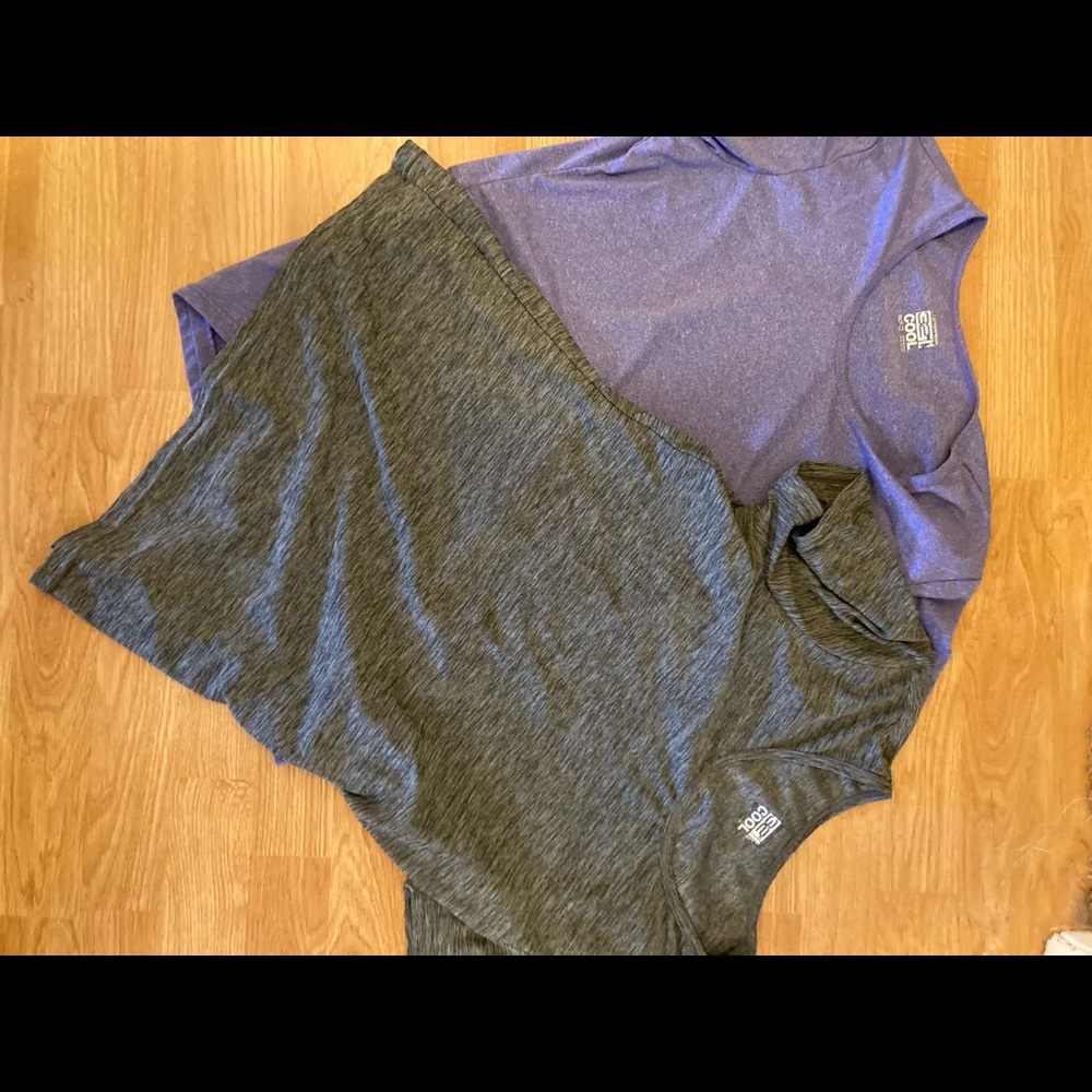 32 degrees cool tshirts size large